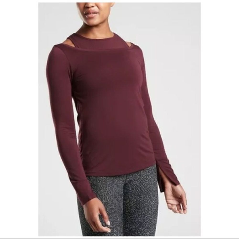 Athleta Essence Groove Top